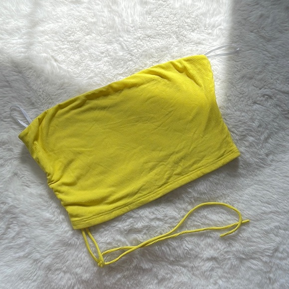Yellow crop top byEgries - Picture 1 of 4